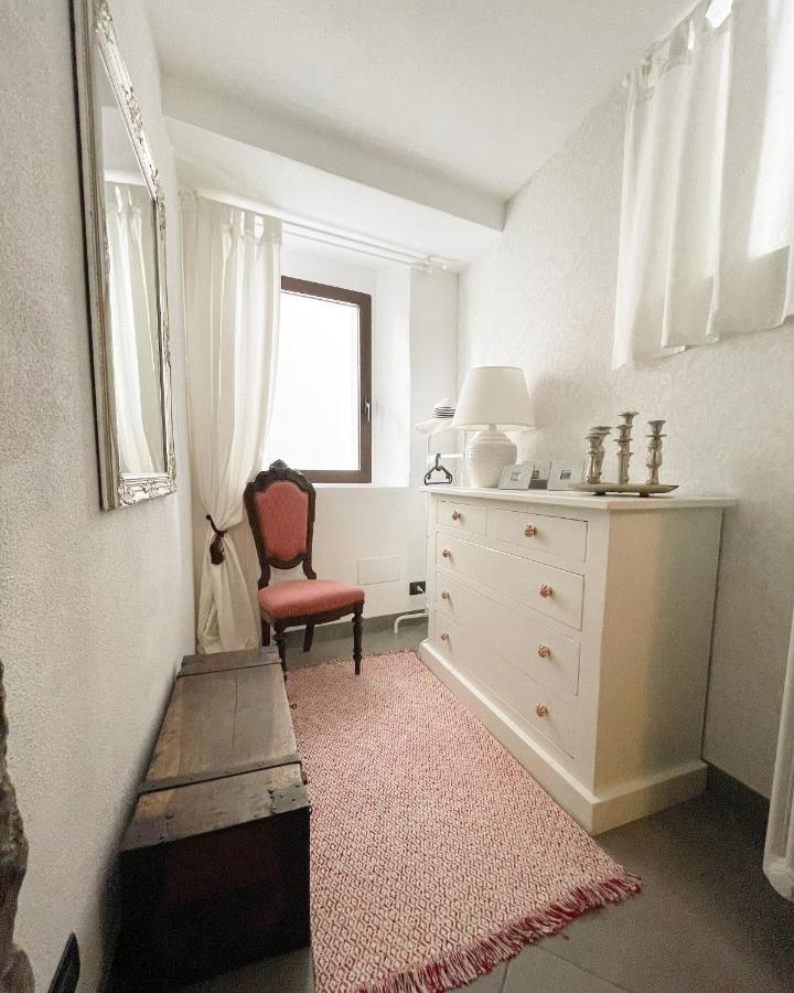 Lg Lake - Boutique Apartments And Rooms - Brienno Esterno foto