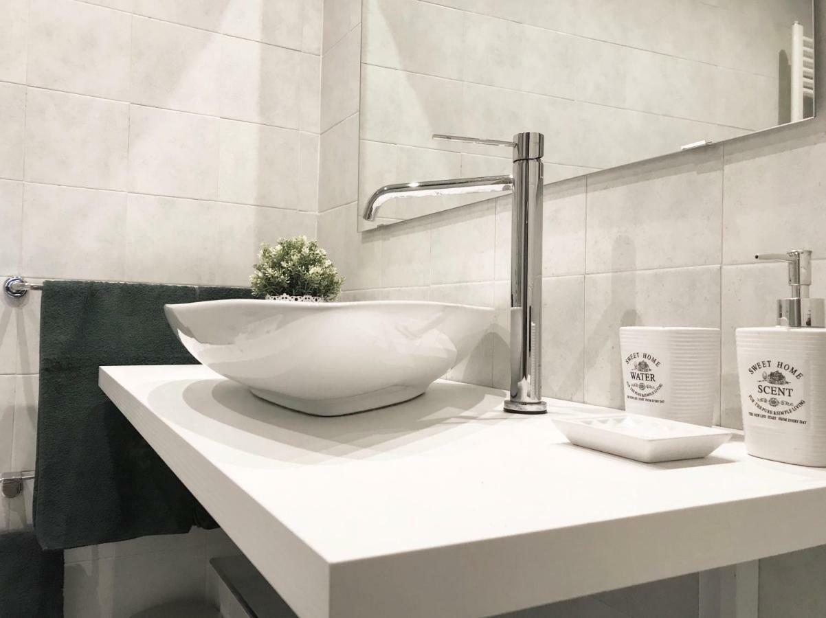 Lg Lake - Boutique Apartments And Rooms - Brienno Esterno foto