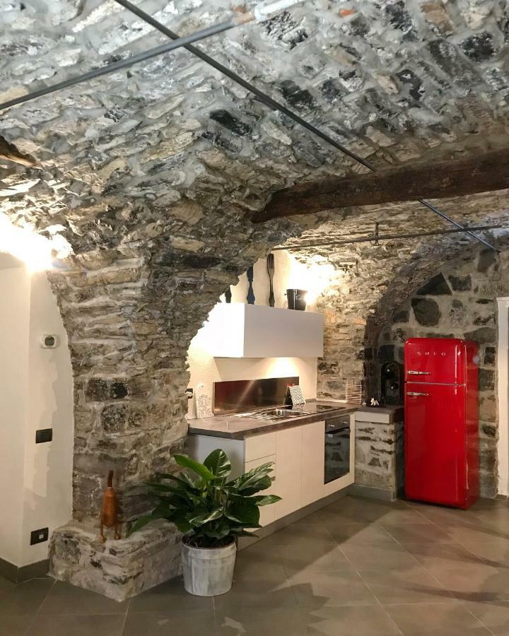 Lg Lake - Boutique Apartments And Rooms - Brienno Esterno foto